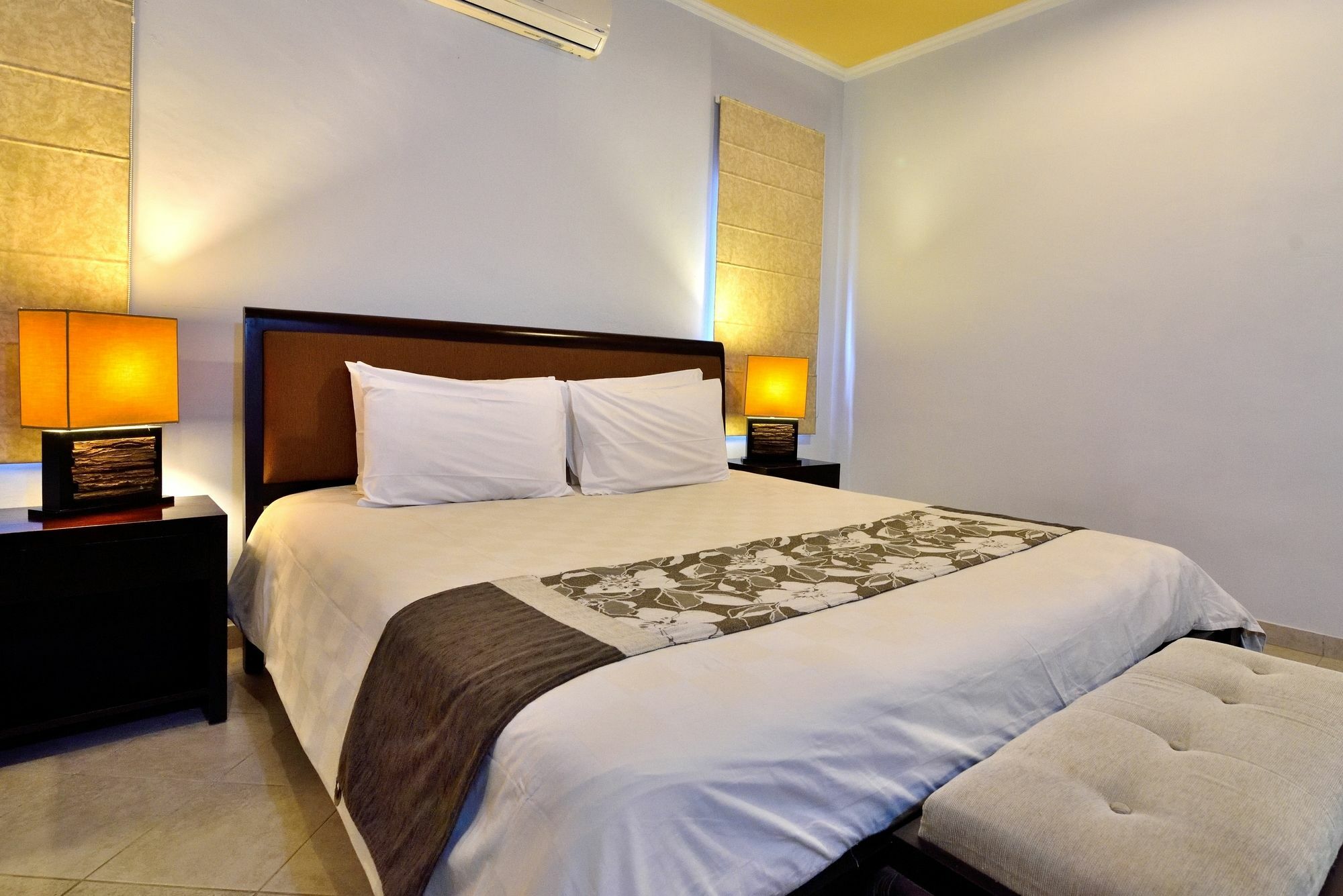 Dolphin Beach Bali Lovina Beach Extérieur photo