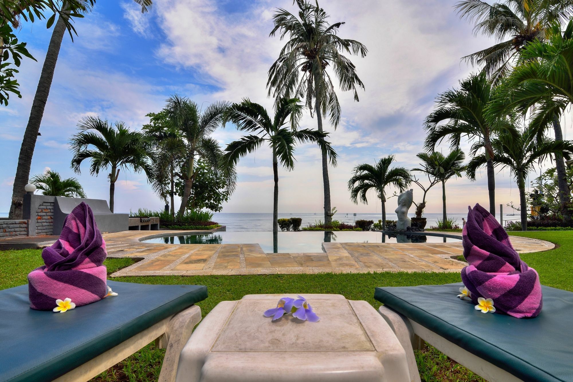 Dolphin Beach Bali Lovina Beach Extérieur photo