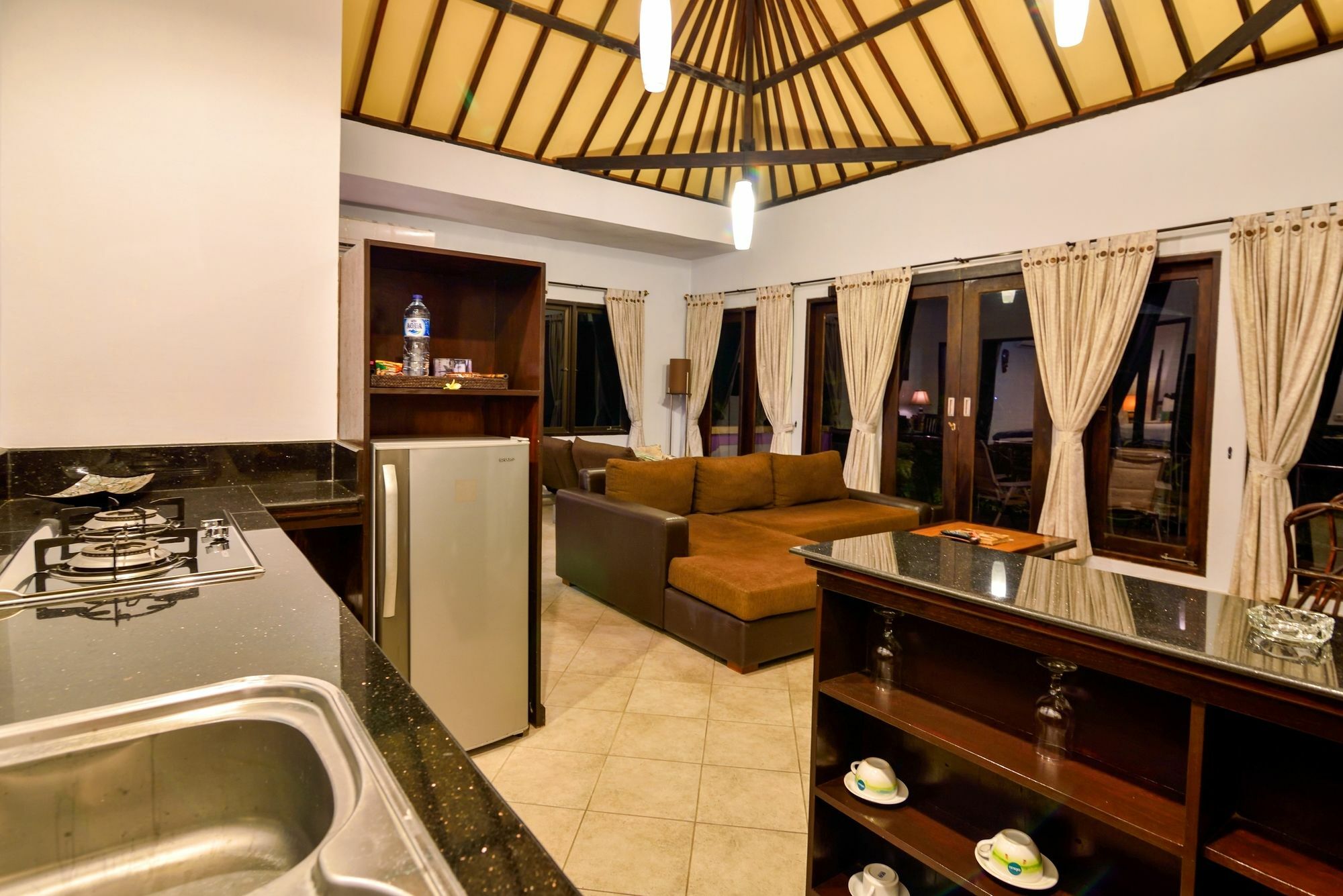 Dolphin Beach Bali Lovina Beach Extérieur photo