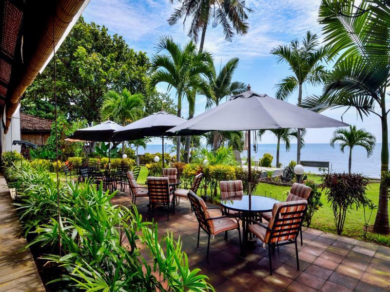 Dolphin Beach Bali Lovina Beach Extérieur photo